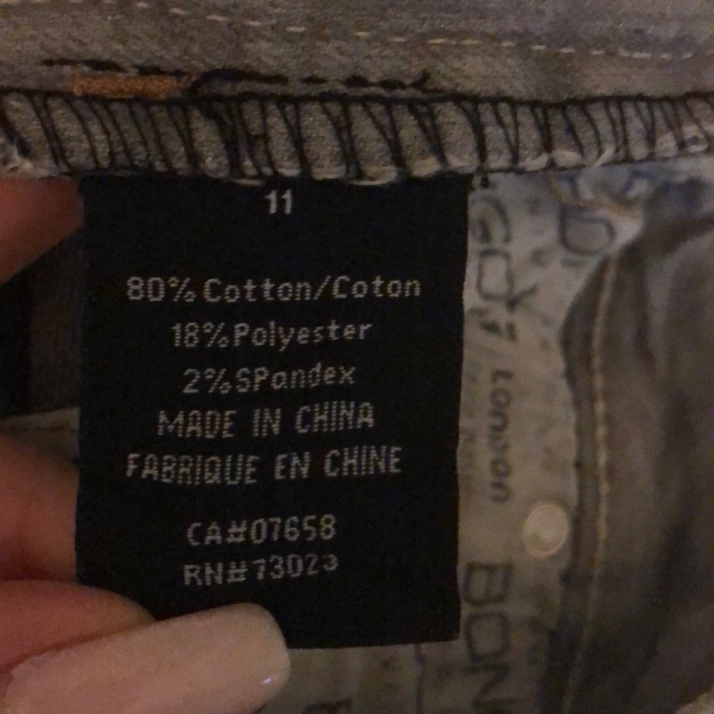 Jeans - Picture 3 of 3